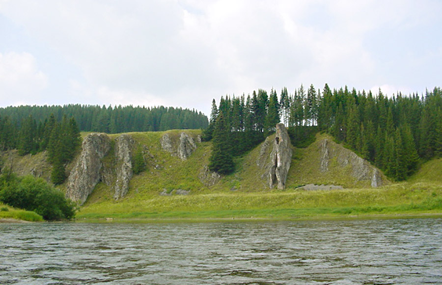 Церковь на реке Чусовая